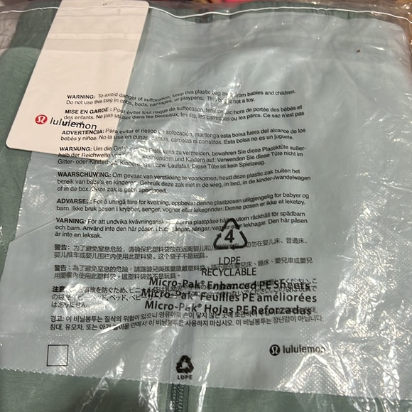 Lululemon brushed softstreme funnel neck zip up size 8 medium forest - Picture 8 of 8